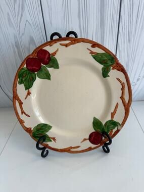 Franciscan Apple Dinner Plates England Earthenware Set Of 4 (2 Chipped)